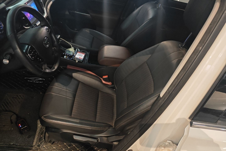 GAC Trumpchi GS7 2020 car image #15