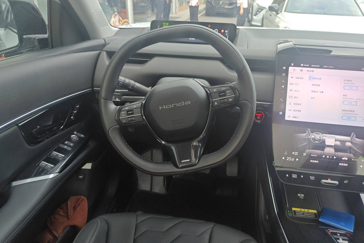 Honda S7 2025 #15 Honda S7 2025 car image #15