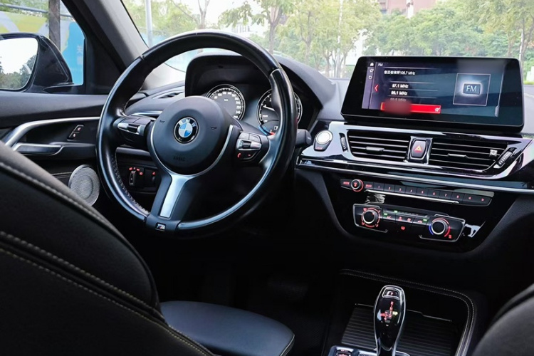 BMW 1 Series M 2023 #15 BMW 1 Series M 2023 immagine di auto #15