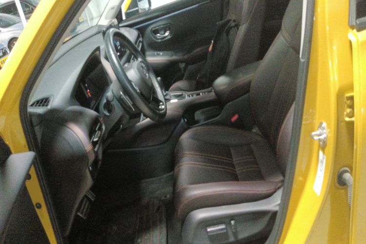 Honda ZR-V 2022 car image #15