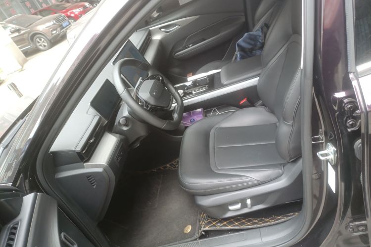 Wuling Starlight 730 New Energy 2023 صورة سيارة #15