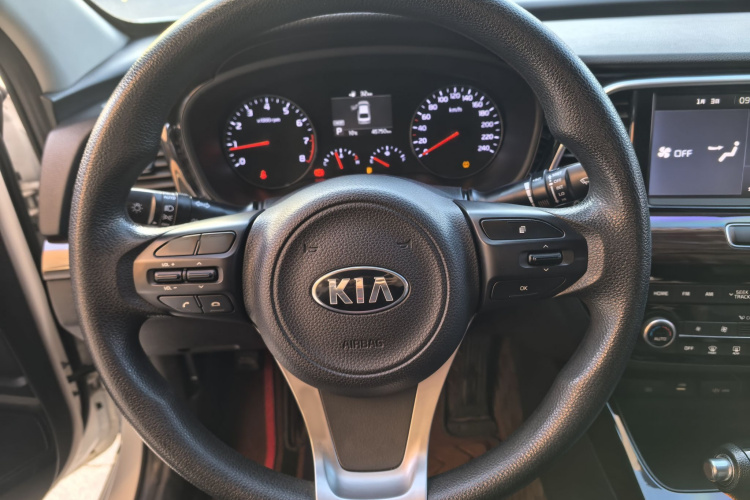 Kia K5 2019 imagen de coche #15