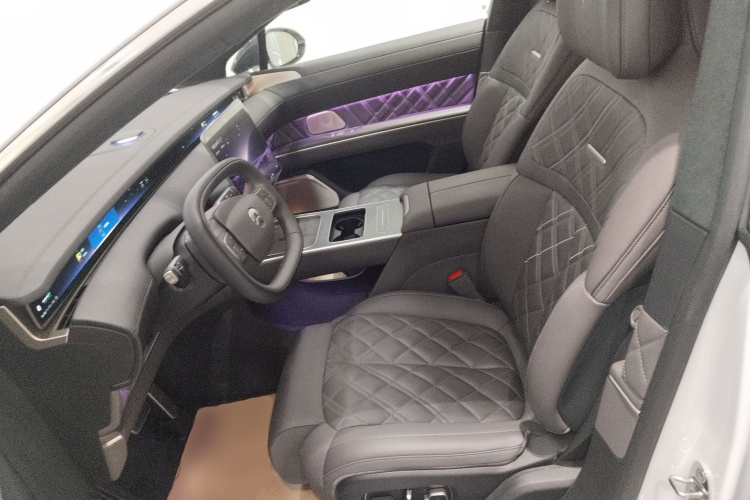 蔚来 蔚来ET9 2025 汽车图片 #15