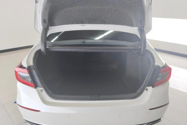 BYD F3R 2022 صورة سيارة #15