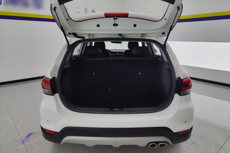 Kia Rio Cross 2019 صورة سيارة #15