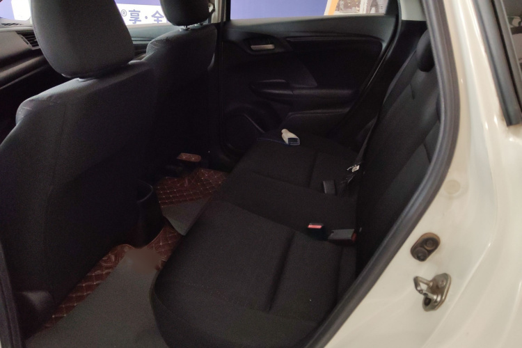 Honda Fit (Imported) 2018 car image #15