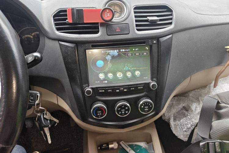 五菱汽车 五菱宏光 2014 #15 五菱汽车 五菱宏光 2014 汽车图片 #15