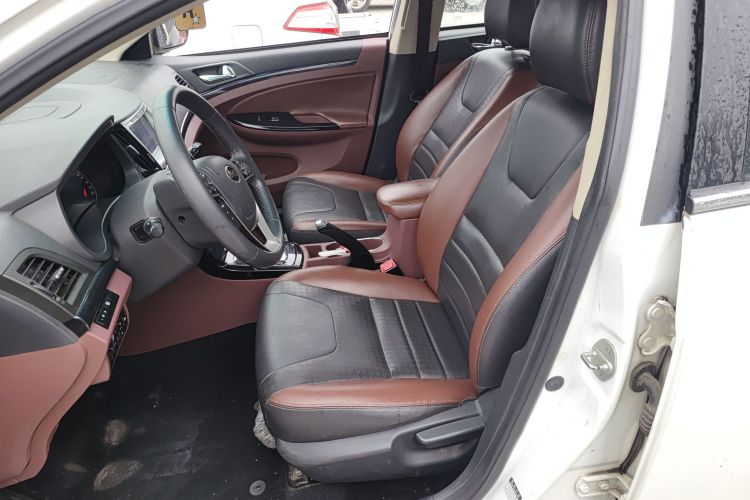 BYD SuRui 2017 car image #15