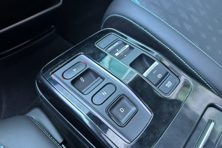 Honda e:NP2 2024 #15 Honda e:NP2 2024 car image #15