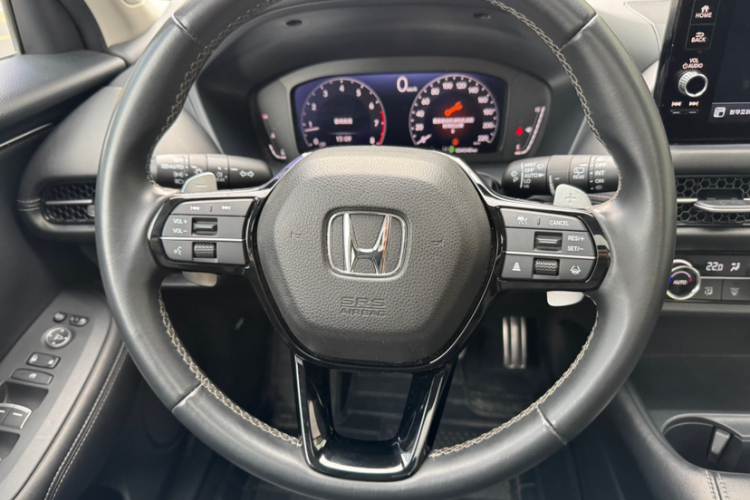 Honda ZR-V 2024 immagine di auto #15