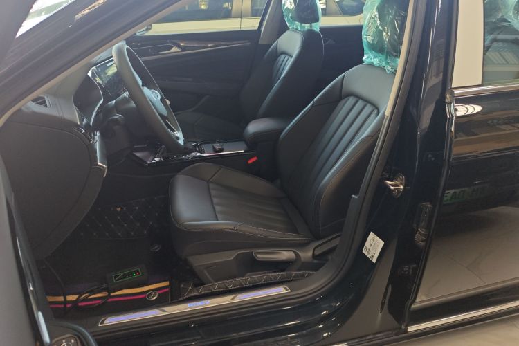 Volkswagen Passat New Energy 2025 #15 Volkswagen Passat New Energy 2025 car image #15