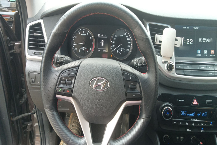 Hyundai Tucson (Imported) 2018 #15 Hyundai Tucson (Imported) 2018 car image #15