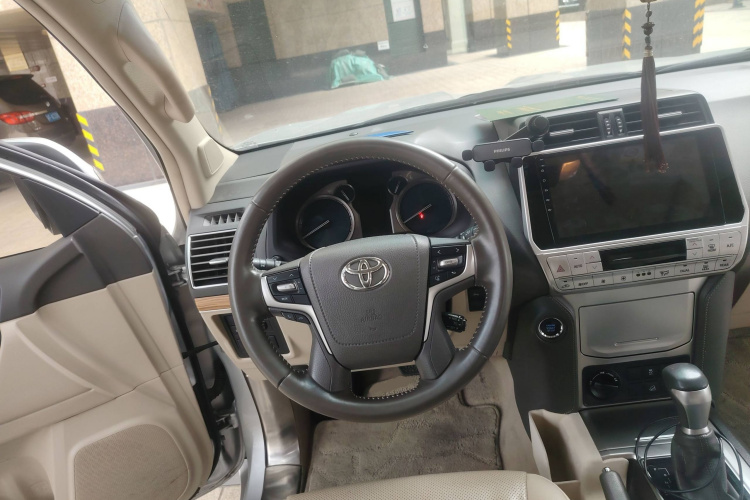 丰田 普拉多 2018 汽车图片 #15