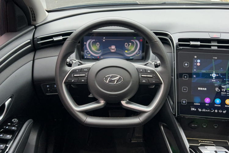 Hyundai Tucson (Imported) 2022 #15 Hyundai Tucson (Imported) 2022 car image #15