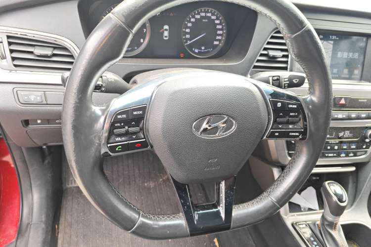 Hyundai Sonata (Imported) 2016 #15 Hyundai Sonata (Imported) 2016 car image #15