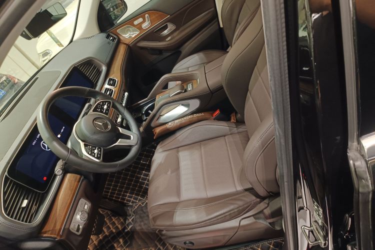 Mercedes-Benz GLE Class New Energy 2022 car image #15