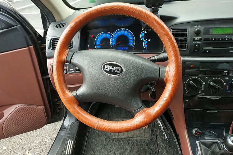 BYD F3R 2018 #15 BYD F3R 2018 car image #15