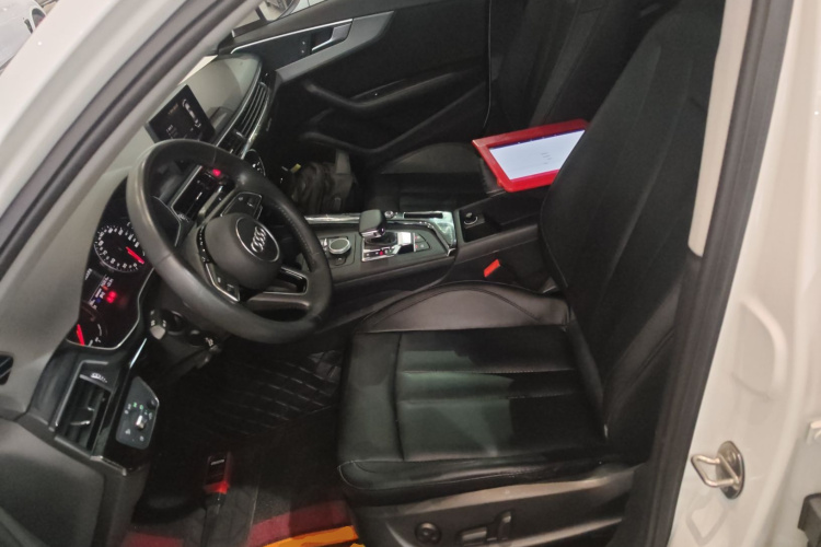 Audi A4 2019 #15 Audi A4 2019 car image #15