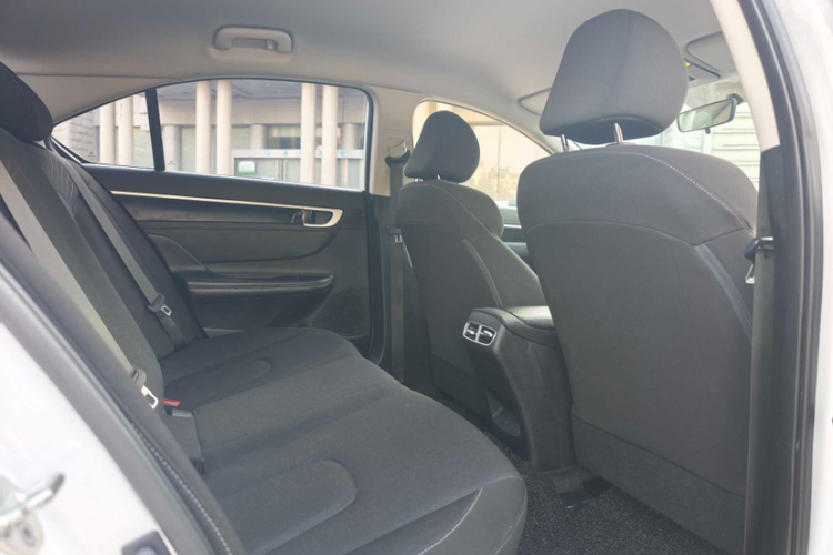 Hyundai Mistra New Energy 2023 #15 Hyundai Mistra New Energy 2023 car image #15