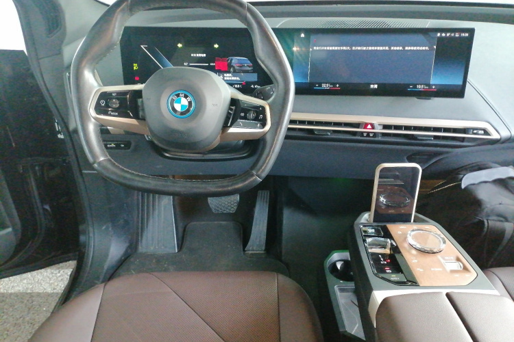 BMW iX 2022 #15 BMW iX 2022 car image #15