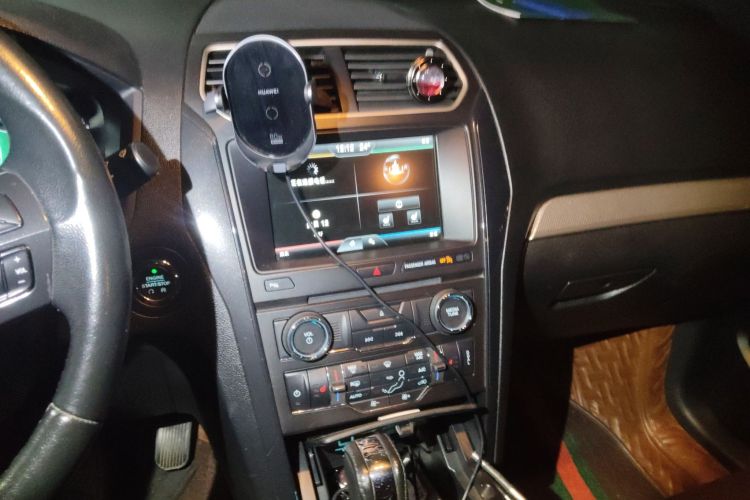 Ford Explorer (Imported) 2017 car image #15