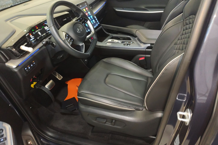 Hyundai Custo 2023 #15 Hyundai Custo 2023 car image #15