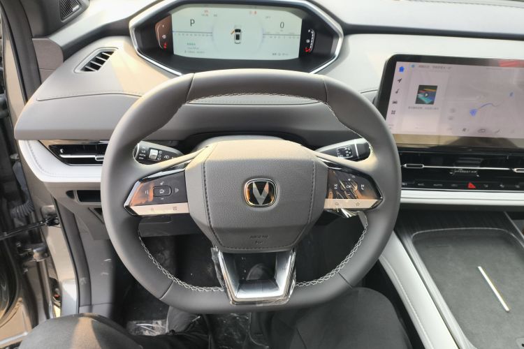 Changan CS55PLUS PHEV 2025 immagine di auto #15