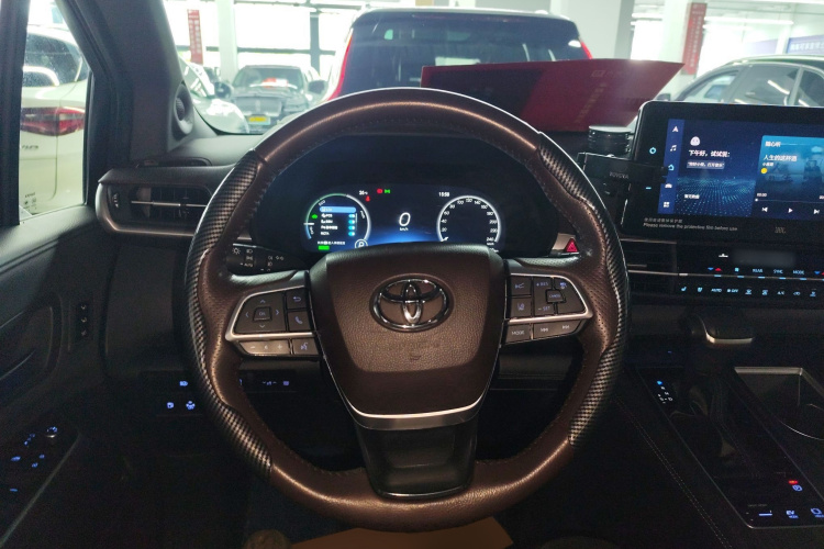 Toyota Sienna 2022 #15 Toyota Sienna 2022 car image #15