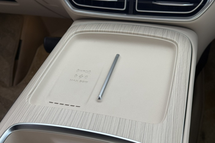 Deepal S09 2025 car image #15