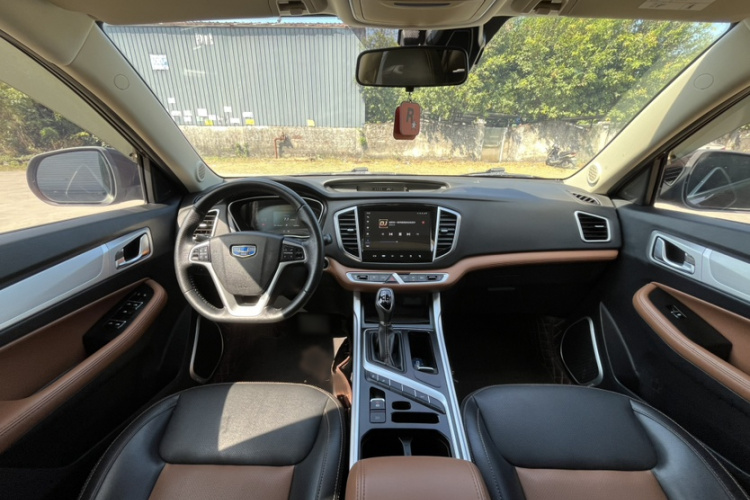 GEELY Vision X6 2019 car image #15