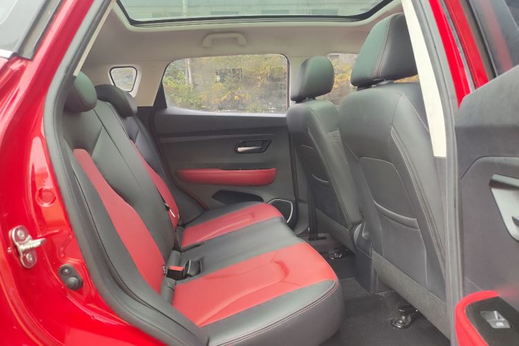 Haval H2s 2017 car image #15