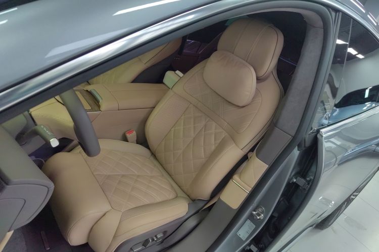 蔚来 蔚来ET9 2025 汽车图片 #15