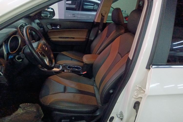 GAC Trumpchi GS5 Super 2016 car image #15