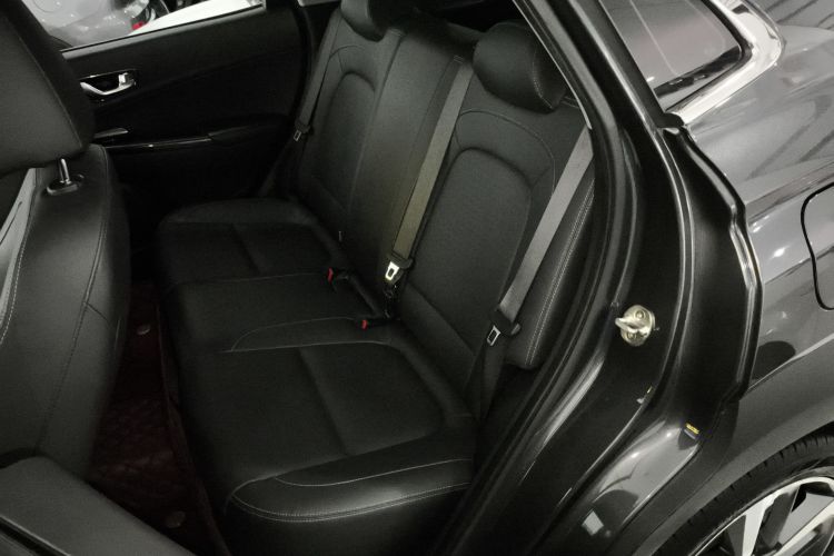 Hyundai ENCINO 2018 #15 Hyundai ENCINO 2018 car image #15