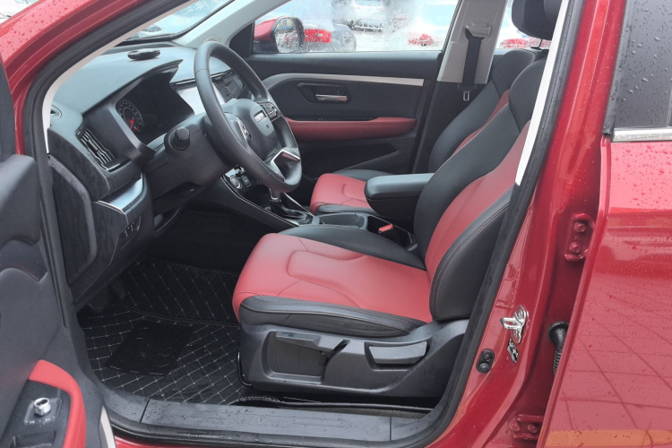 Haval H2s 2018 #15 Haval H2s 2018 car image #15