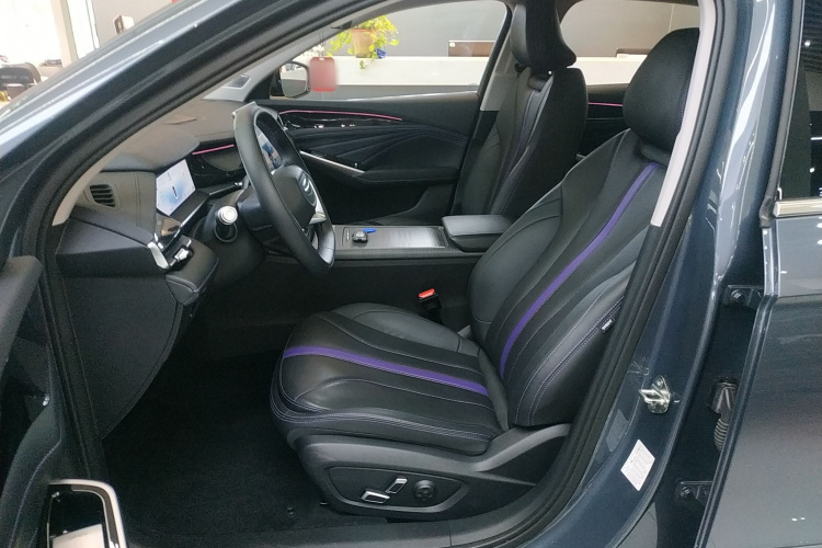 GEELY PrefaceL 2024 car image #15