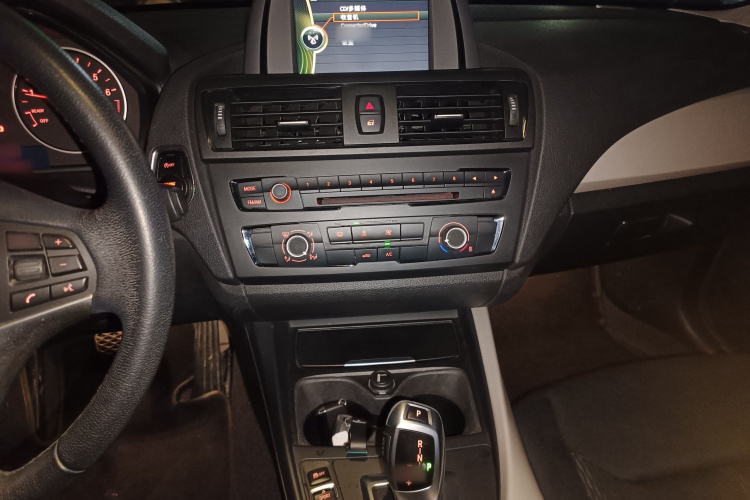 BMW 1 Series (Imported) 2013 car image #15