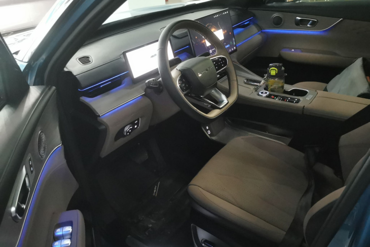 Chery Tiggo8 PLUS C-DM 2024 car image #15