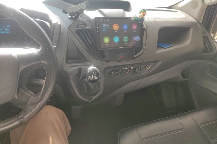 Ford Transit 2022 car image #15