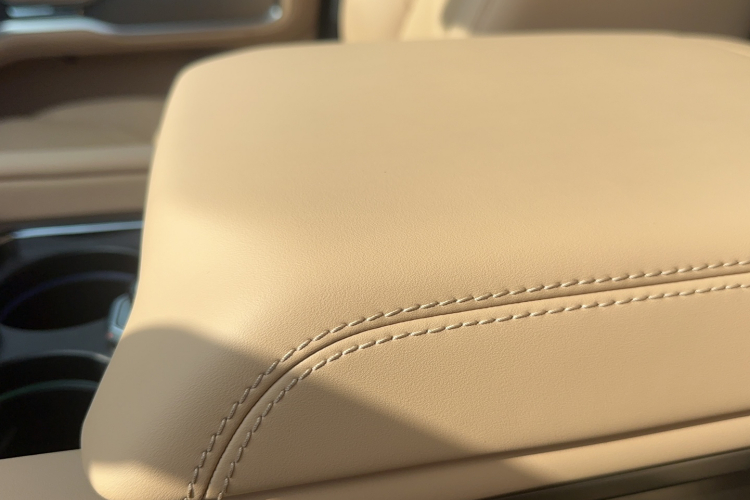 FangChengBao Leopard 8 2025 car image #15