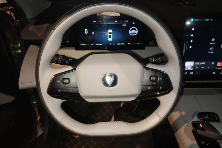 Changan UNI-Z PHEV 2024 #15 Changan UNI-Z PHEV 2024 صورة سيارة #15