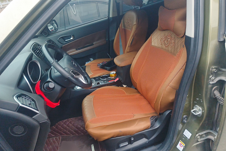 GAC Trumpchi GS5 Super 2015 #15 GAC Trumpchi GS5 Super 2015 car image #15