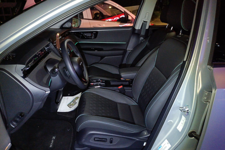 Honda e:NP2 2024 #15 Honda e:NP2 2024 car image #15