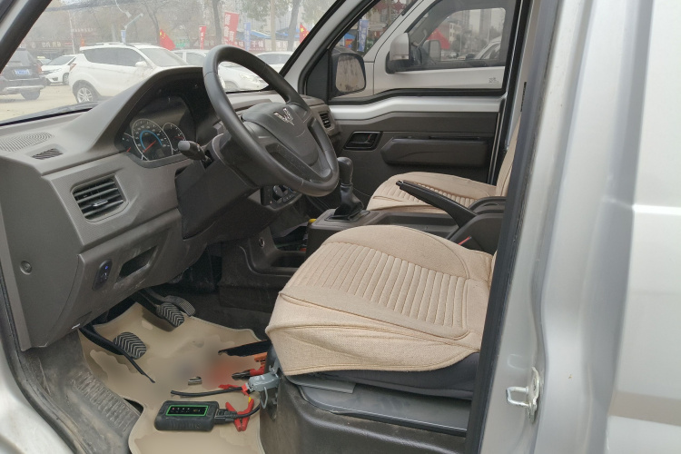 五菱汽车 五菱荣光新卡EV 2023 #15 五菱汽车 五菱荣光新卡EV 2023 汽车图片 #15