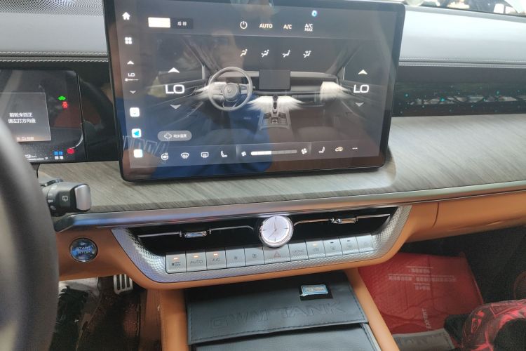 Tank 500 2023 car image #15