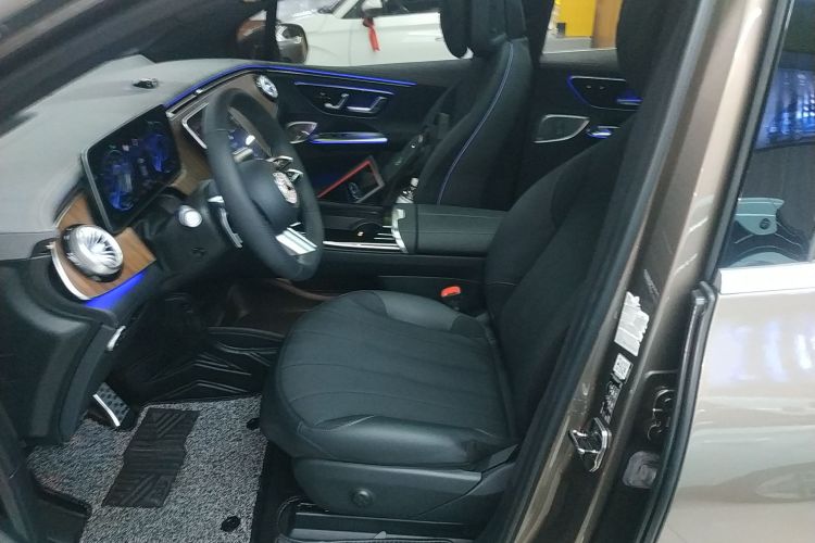 Mercedes-Benz EQE SUV 2023 #15 Mercedes-Benz EQE SUV 2023 car image #15