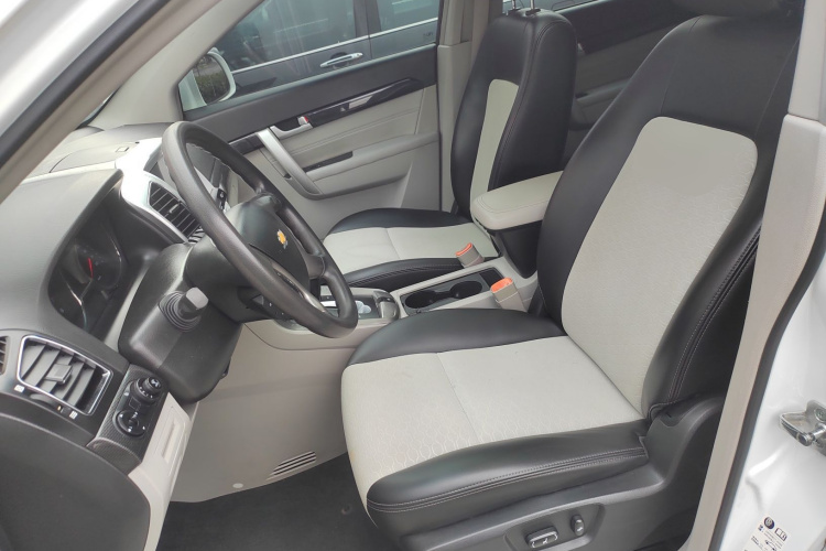 Chevrolet Captiva (Imported) 2017 #15 Chevrolet Captiva (Imported) 2017 car image #15