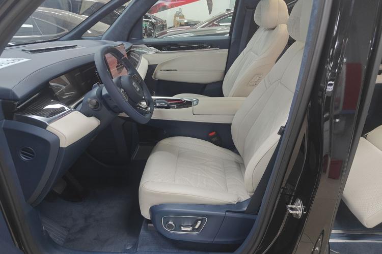 Volkswagen Phideon 2025 immagine di auto #15