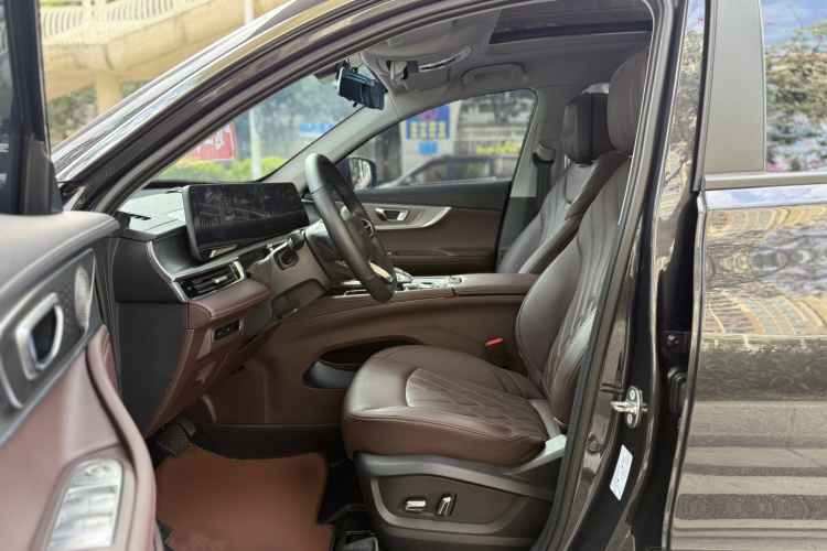 Chery Tiggo 8 Plus 2023 image de voiture #15