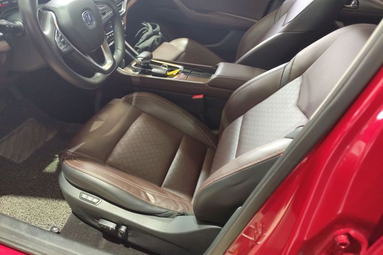 Changan Eado EV 2018 car image #15